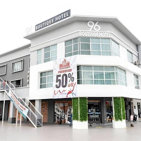 96 Boutique Hotel Malacca Buitenkant foto